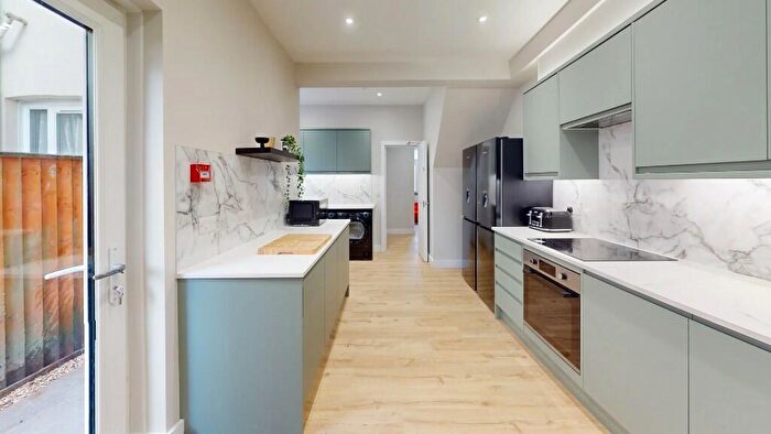 6 Bedroom Terraced House To Rent In Priory Road, Exeter, Devon, EX4