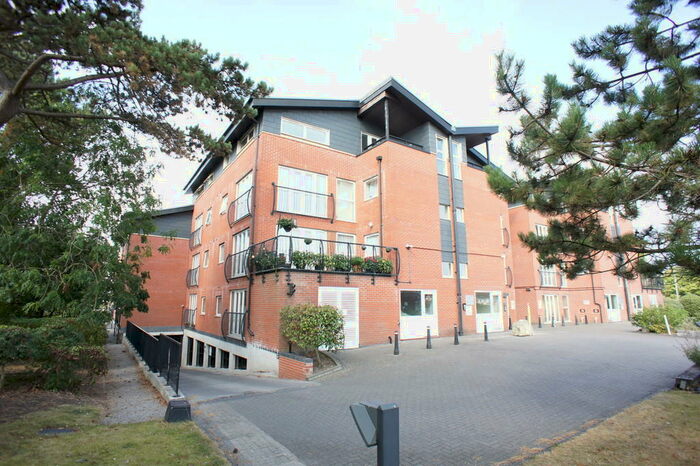 2 Bedroom Apartment To Rent In Lodge Road, Kingswood, Bristol, BS15