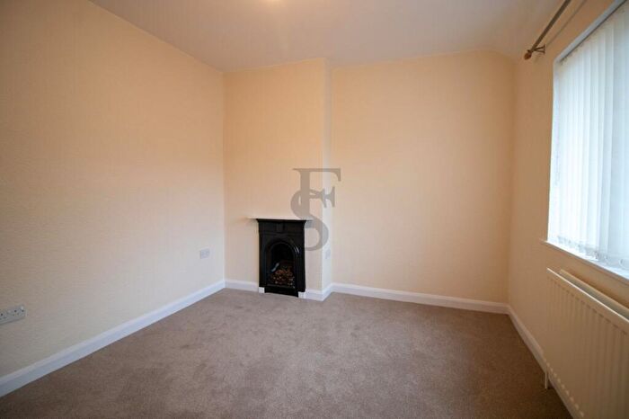2 Bedroom End Of Terrace House To Rent In Charnwood Avenue, Whetstone, LE8