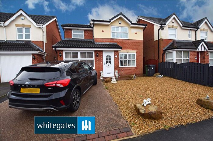 3 Bedroom Detached House For Sale In Tanglewood, Leeds, West Yorkshire, LS11