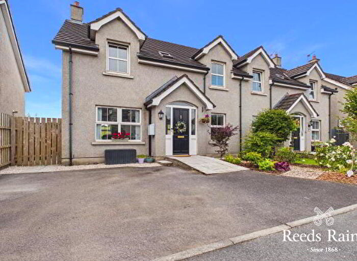 4 Bedroom Semi-Detached House For Sale In Burn Side, Hillsborough, BT26