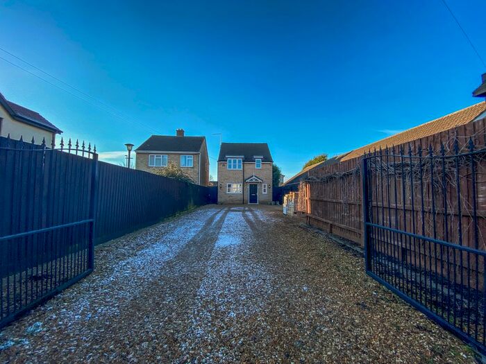 3 Bedroom Detached House To Rent In Cemetery Road, Whittlesey, Peterborough, PE7
