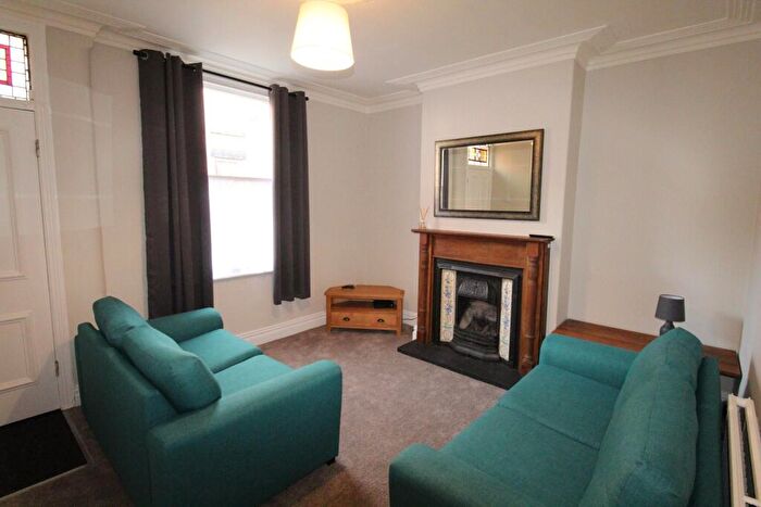 4 Bedroom Terraced House To Rent In Claremont Grove, Woodhouse Square, Leeds, LS3