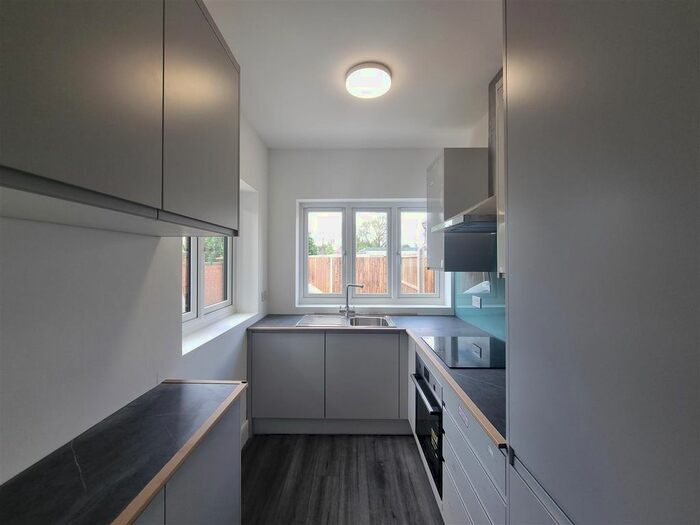 2 Bedroom Terraced House To Rent In Downhills Park Road, Turnpike Lane, London, N17