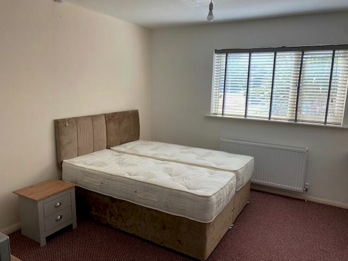 Studio To Rent In Altofts Lane, Castleford, WF10