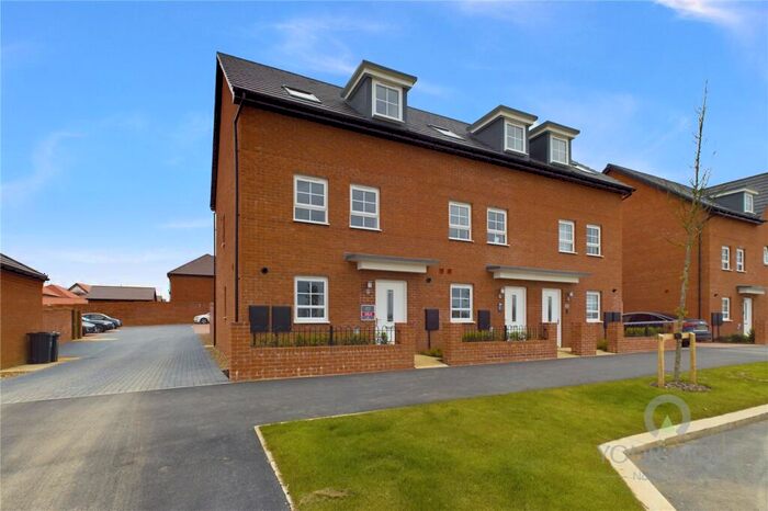 3 Bedroom End Of Terrace House To Rent In Banbury Road, Barton Seagrave, Kettering, NN15