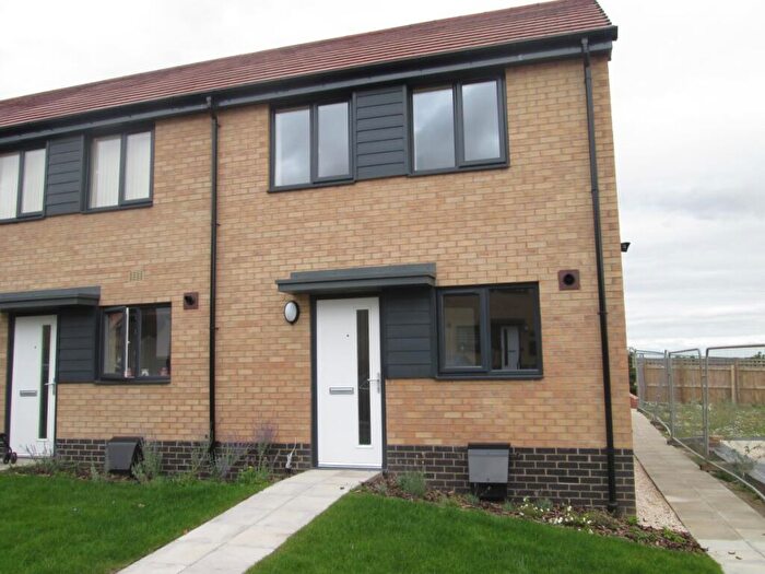 2 Bedroom Town House To Rent In Granby Road, Edlington, DN12
