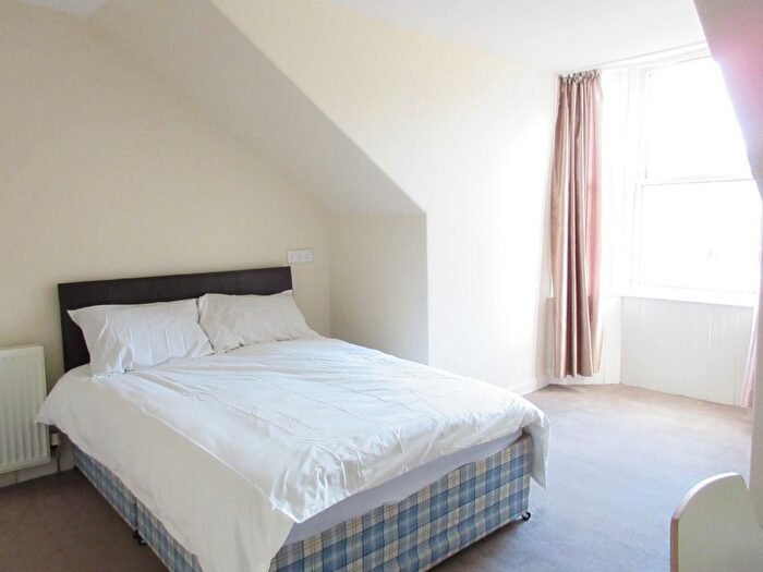 1 Bedroom Flat To Rent In Perth Road, Dundee, DD2