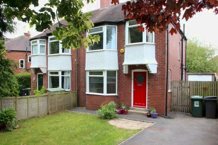 3 Bedroom Semi-Detached House To Rent In Lidgett Mount, Roundhay, Leeds, LS8