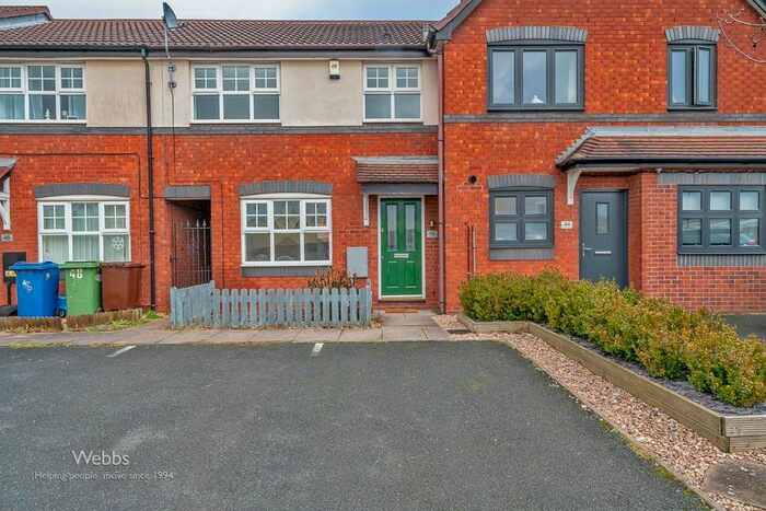 3 Bedroom Terraced House For Sale In Longford Road, Cannock, WS11