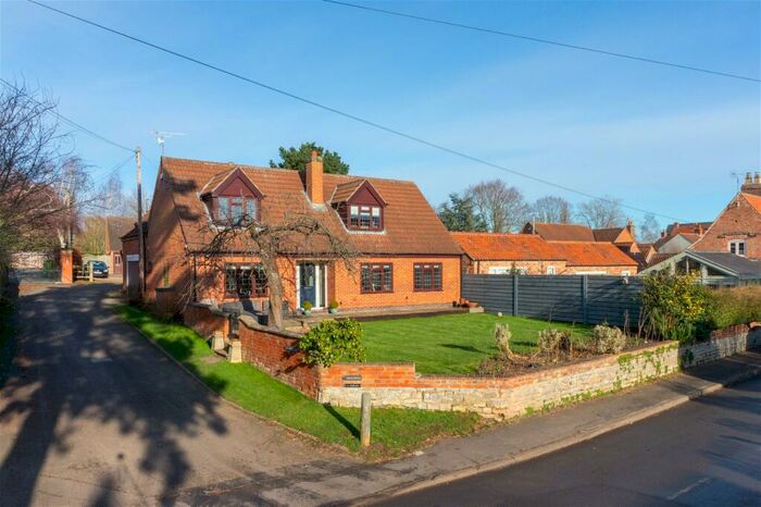 4 Bedroom Detached House For Sale In The Summerhouse, Wysall, NG12