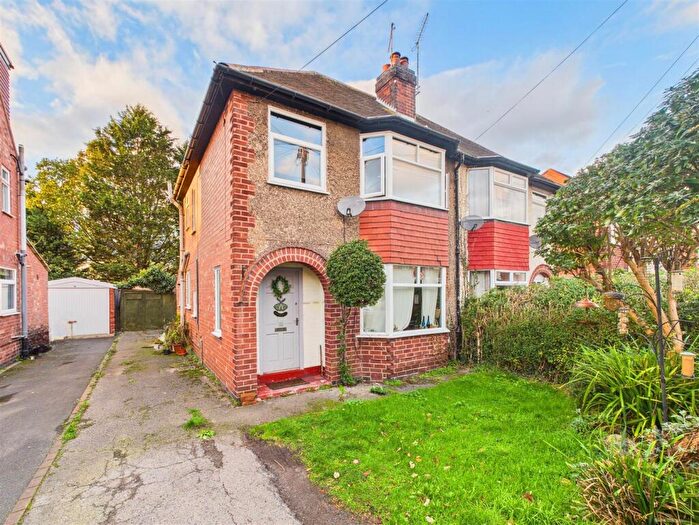 3 Bedroom Semi Detached House For Sale In Rufford Road, Ruddington, Nottingham, NG11