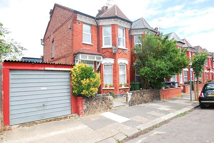 1 Bedroom Flat To Rent In Geary Road, North West London, NW10