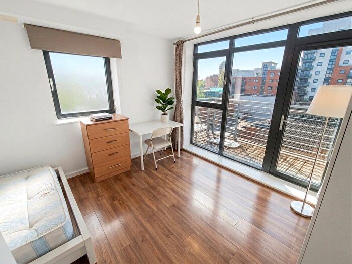 2 Bedroom Flat For Sale In Bordeaux House, Luxembourg Mews, London, E15