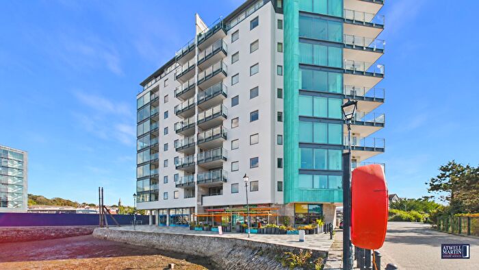 2 Bedroom Flat For Sale In Marrowbone Slip, Plymouth, PL4