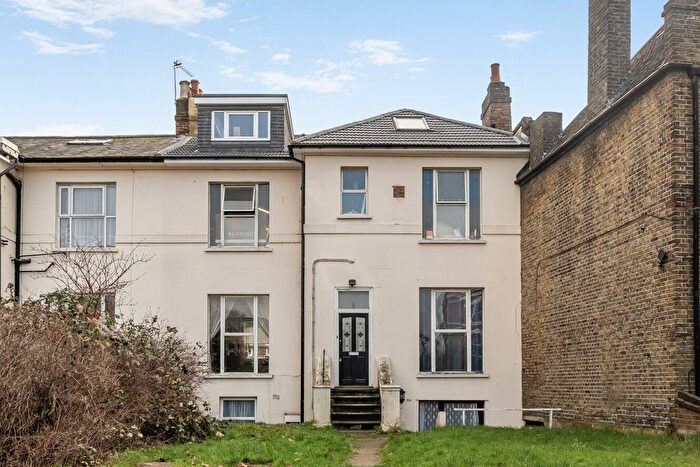 2 Bedroom Flat For Sale In East Dulwich Road, East Dulwich, London, SE22
