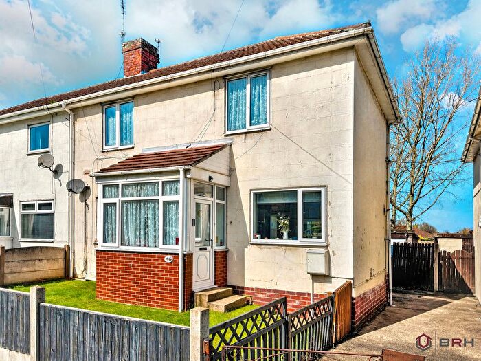 2 Bedroom Semi-Detached House For Sale In Markham Road, Doncaster, DN12