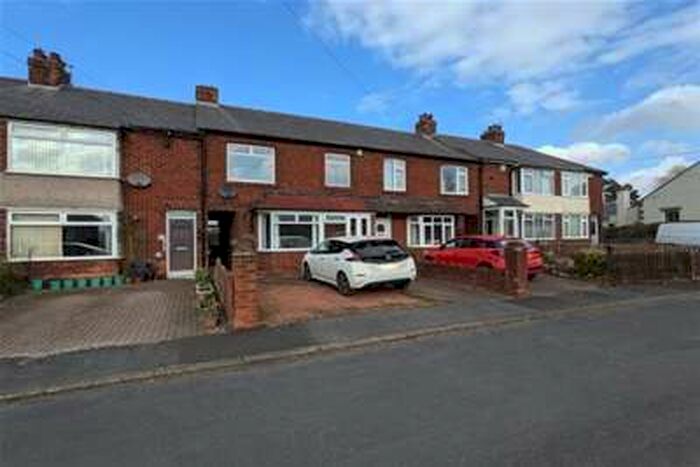 3 Bedroom Semi-Detached House To Rent In St. Cuthberts Avenue, Framwellgate Moor, DH1