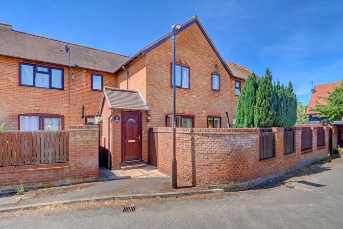 1 Bedroom End Terrace House For Sale In Jasmine Crescent, Princes Risborough, Buckinghamshire, HP27