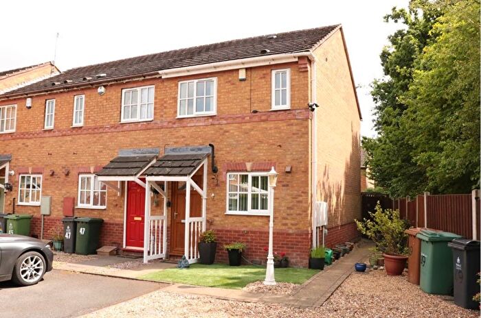 2 Bedroom End Of Terrace House For Sale In Astbury Close, Walsall, WS3