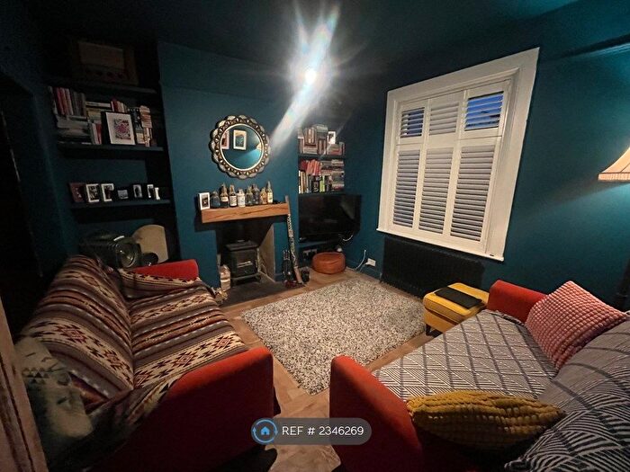 3 Bedroom End Of Terrace House To Rent In Cobden Road, London, SE25