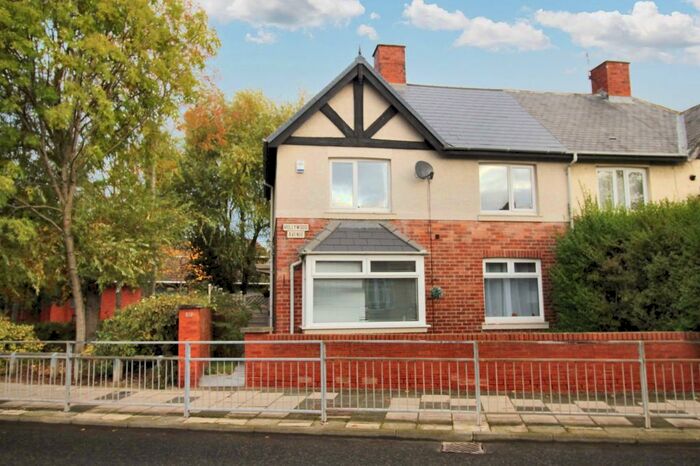 3 Bedroom Semi-Detached House To Rent In Hollywood Avenue, Gosforth, Newcastle Upon Tyne, NE3