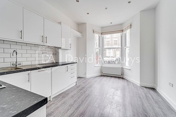 2 Bedroom Flat To Rent In Moray Road, Finsbury Park, London, N4