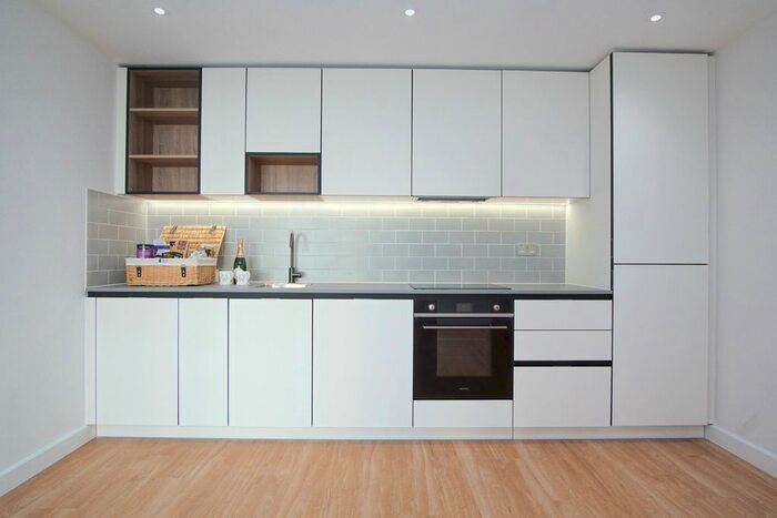 1 Bedroom Flat To Rent In Finlay House, Commander Avenue, London, NW9