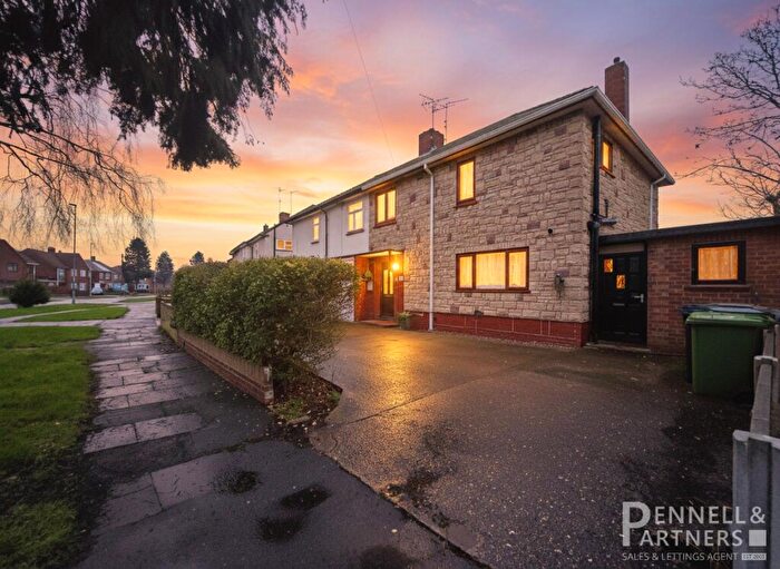 3 Bedroom Semi Detached House For Sale In Western Avenue, Peterborough, PE1