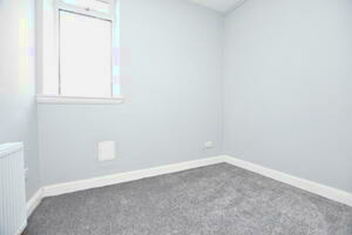 1 Bedroom Flat To Rent In High Street, Newmilns, KA16
