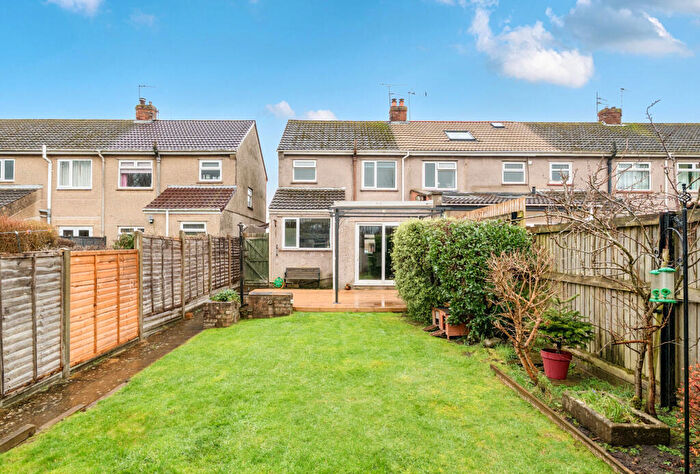 3 Bedroom End Of Terrace House For Sale In Watermore Close, Frampton Cotterell, South, Gloucestershire, BS36