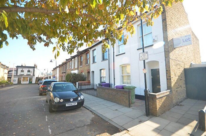 5 Bedroom End Of Terrace House To Rent In Cold Harbour, London, E14