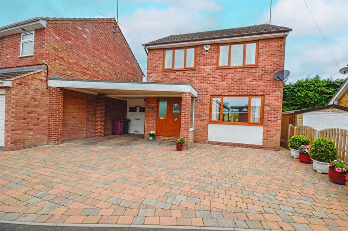 3 Bedroom Detached House For Sale In Marsh View, Eckington, Sheffield, S21
