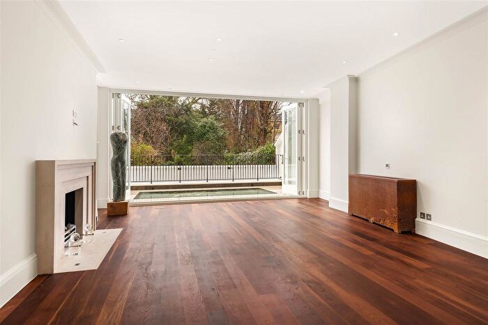 4 Bedroom Property To Rent In The Boltons, London, SW10