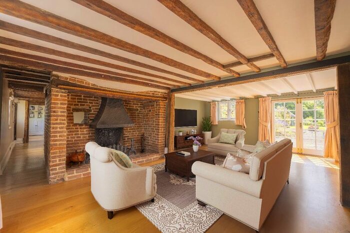 4 Bedroom Cottage For Sale In High Street, Burwash, Etchingham, TN19