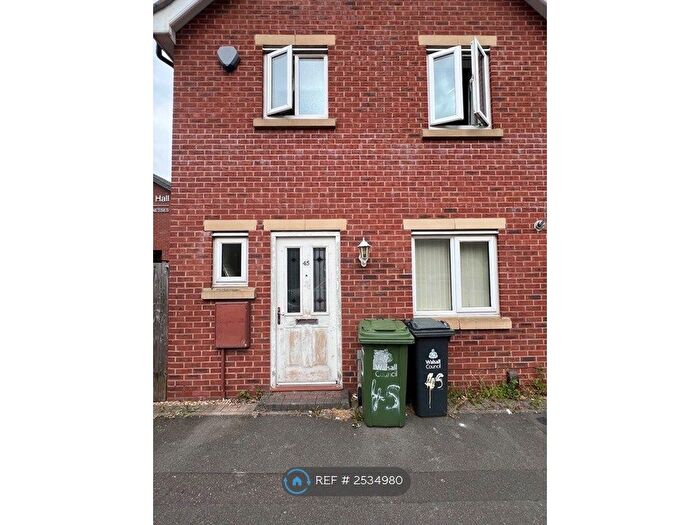 3 Bedroom End Of Terrace House To Rent In Cobden Street, Wednesbury, WS10