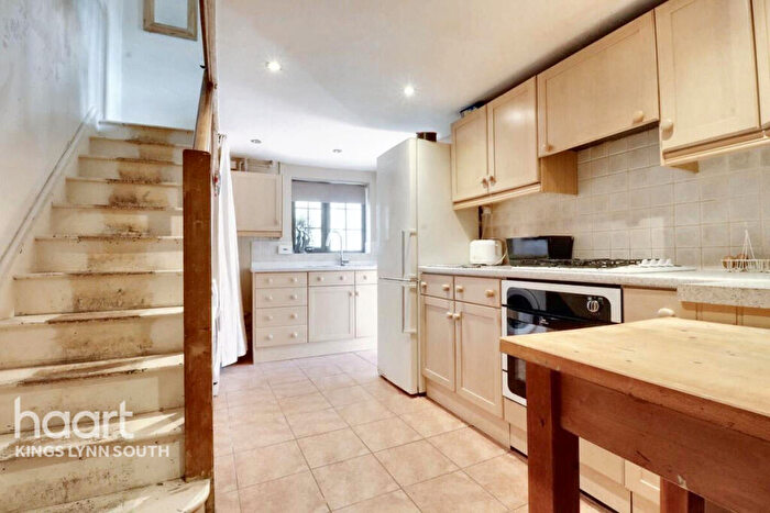 2 Bedroom Character Property For Sale In Smithy Road, Ingoldisthorpe, PE31