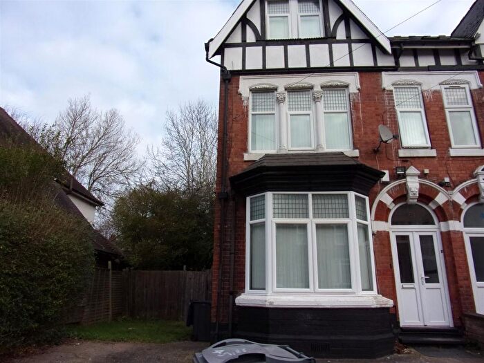 5 Bedroom Semi-Detached House To Rent In Devonshire Road, Handsworth Wood, B20