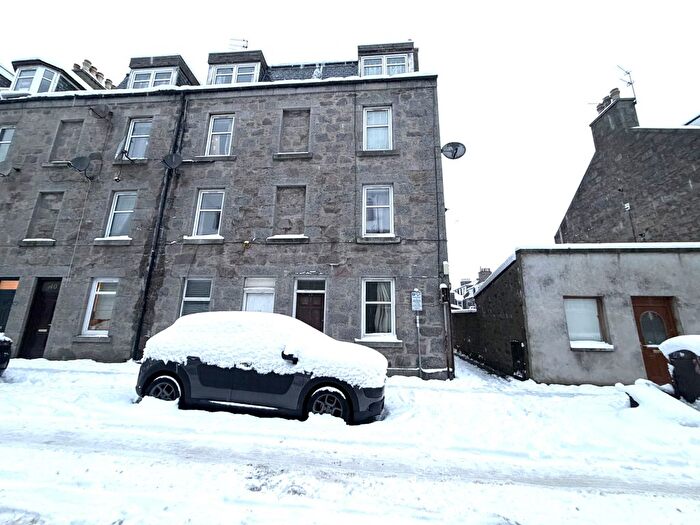 1 Bedroom Flat For Sale In Kintore Place, Aberdeen, Aberdeenshire, AB25