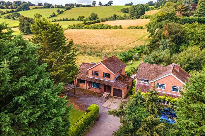 3 Bedroom Detached House For Sale In Middle Assendon, Henley-on-Thames, Oxfordshire, RG9