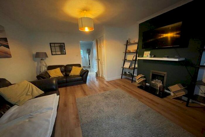 2 Bedroom Semi-Detached House To Rent In Dovedale Avenue, Sutton-In-Ashfield, NG17