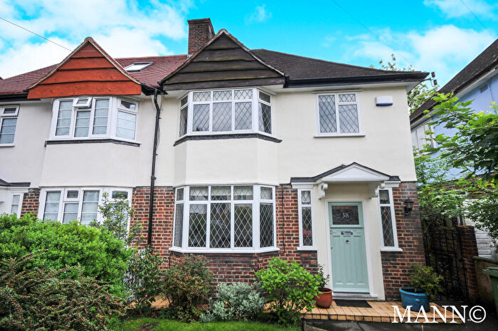 3 Bedroom Semi-Detached House To Rent In Whittell Gardens, Sydenham, SE26