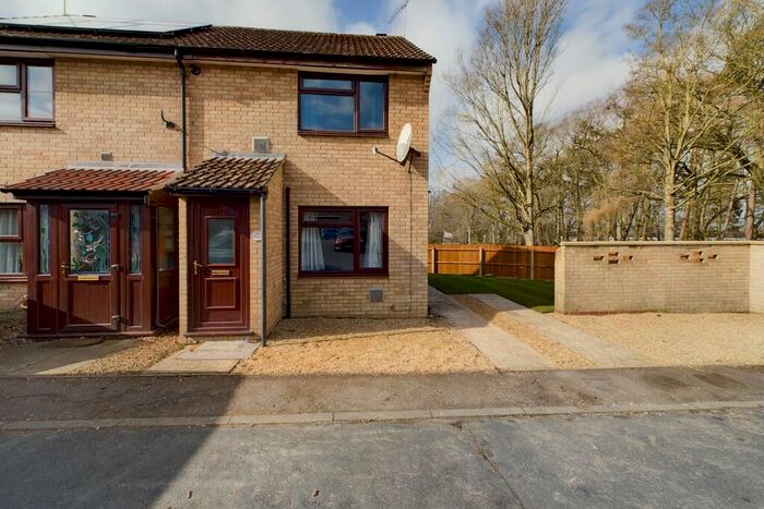 2 Bedroom Semi-Detached House To Rent In Spruce Drive, Brandon, IP27