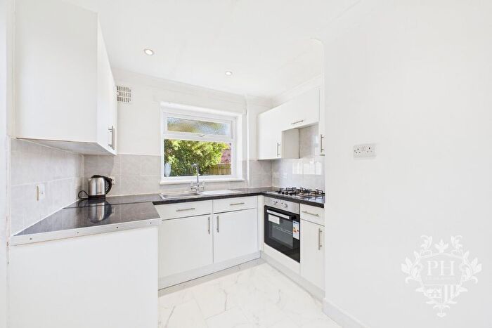 2 Bedroom Semi-Detached House For Sale In Cornforth Avenue, Middlesbrough, TS3