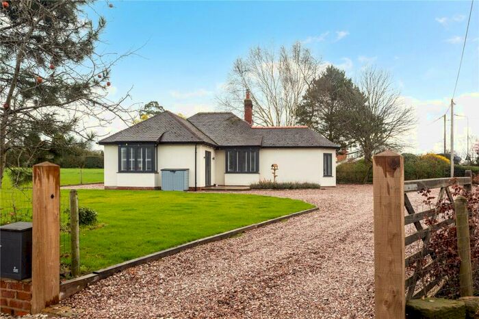 3 Bedroom Bungalow For Sale In Clotton, Tarporley, Cheshire, CW6