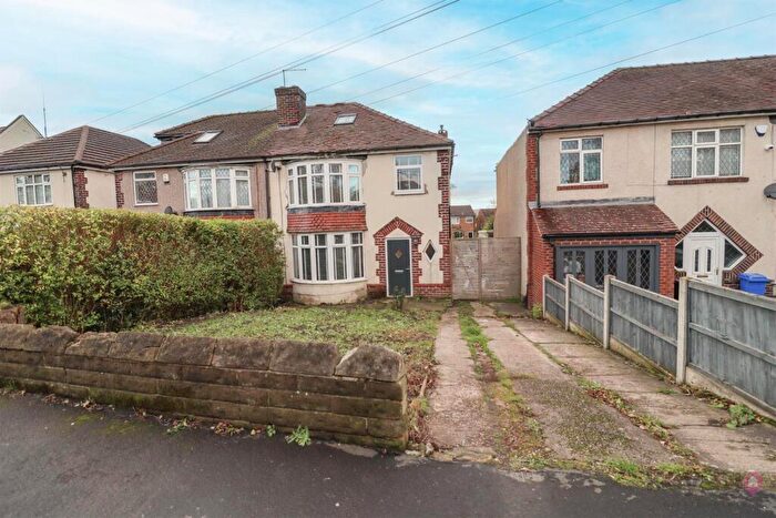 4 Bedroom Semi-Detached House For Sale In Meadow Head, Sheffield, S8