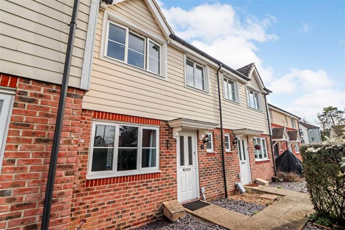 3 Bedroom Terraced House For Sale In Deer Way, Horsham, RH12