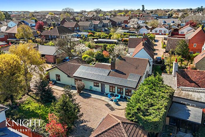 4 Bedroom Detached House For Sale In Turner Road, Colchester, CO4