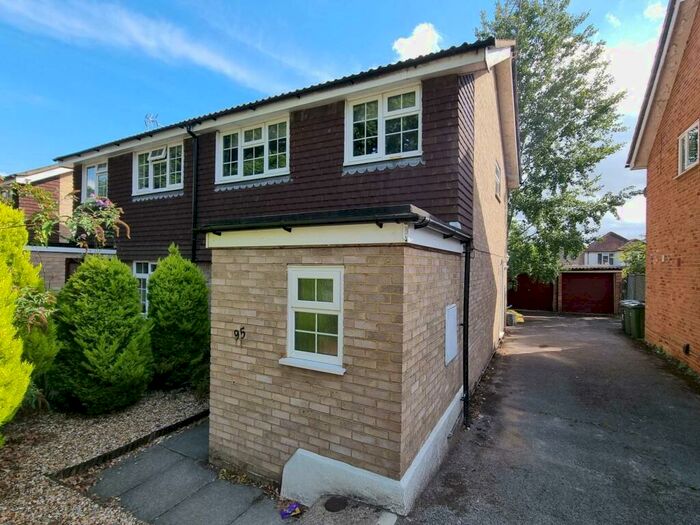4 Bedroom Semi-Detached House To Rent In Southway, Guildford, GU2