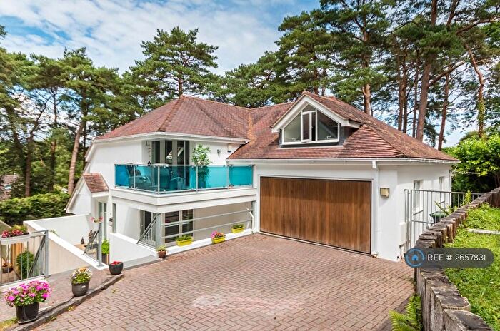 4 Bedroom Detached House To Rent In Pinewood Road, St. Ives, Ringwood, BH24